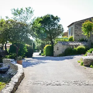 domaine-les-bastidons.fr-provencehotel.com/